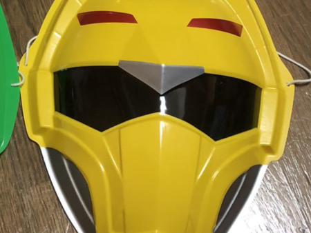 Toei Official 2016 Power Rangers Doubutsu Sentai Zyuohger Yellow Fighter Plastic Mask Figure Cosplay Supply